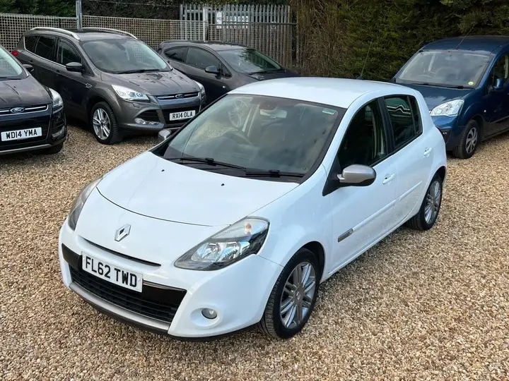 Renault Clio 2012 photo 3