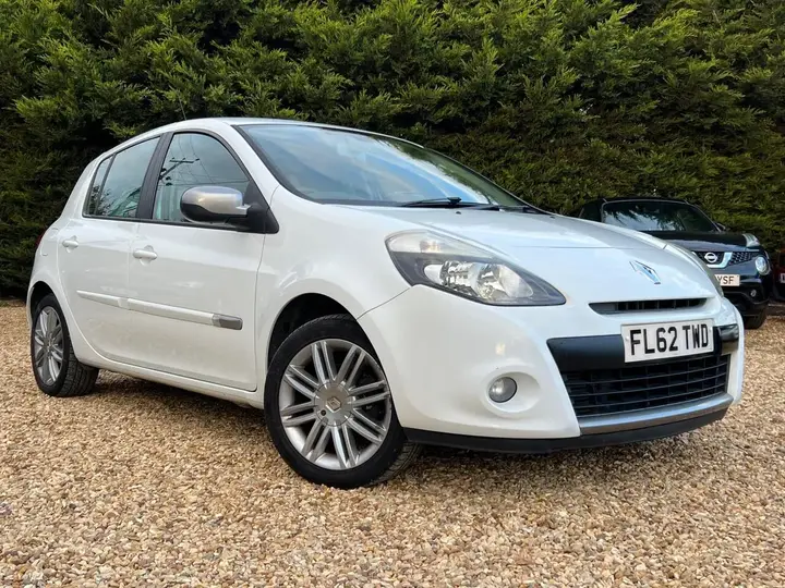 Renault Clio 2012 photo 5
