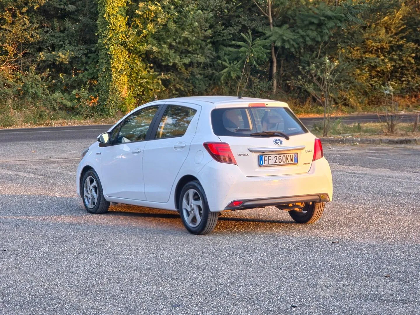Toyota Yaris 2016 photo 4