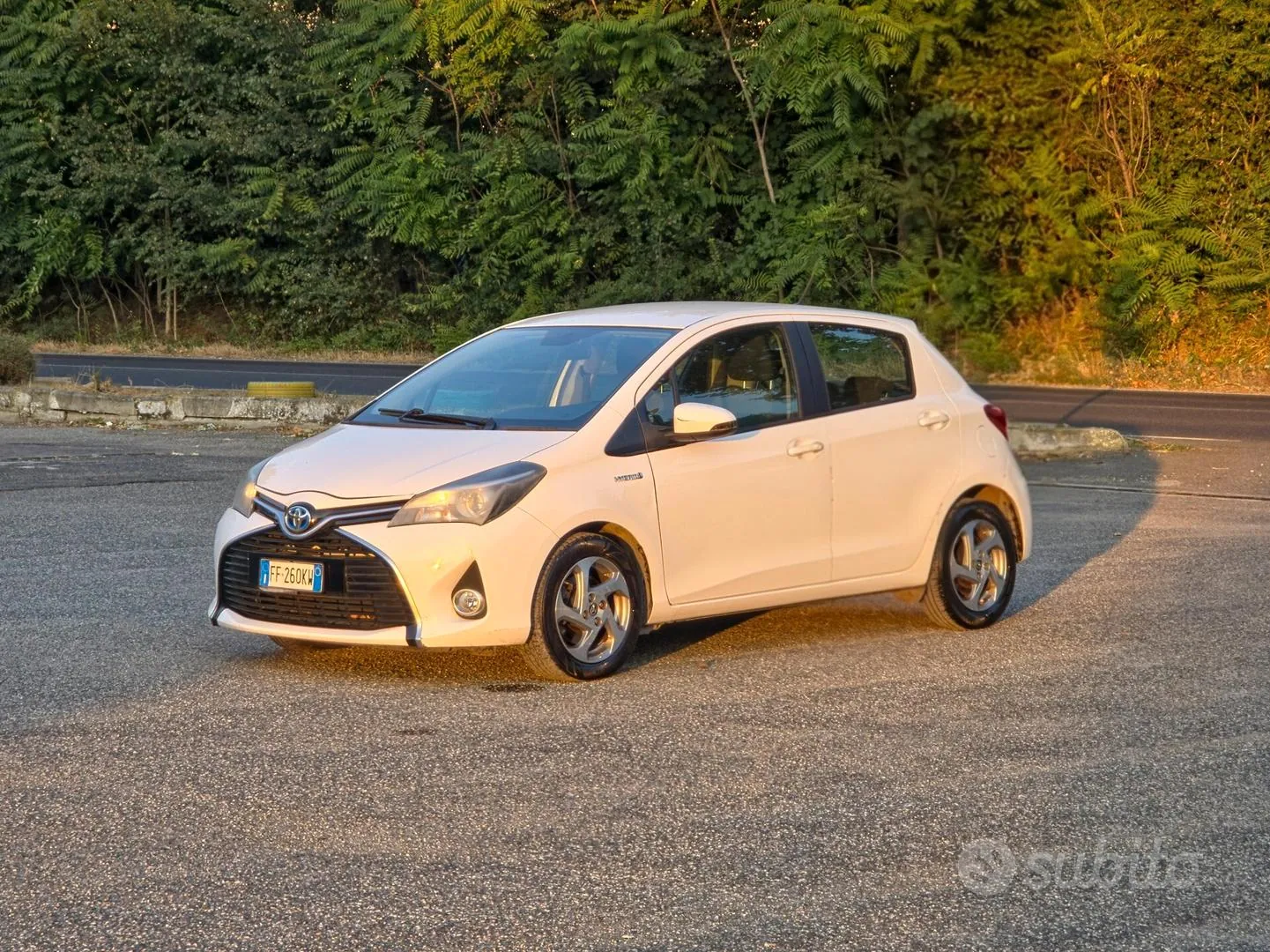 Toyota Yaris 2016 photo 3
