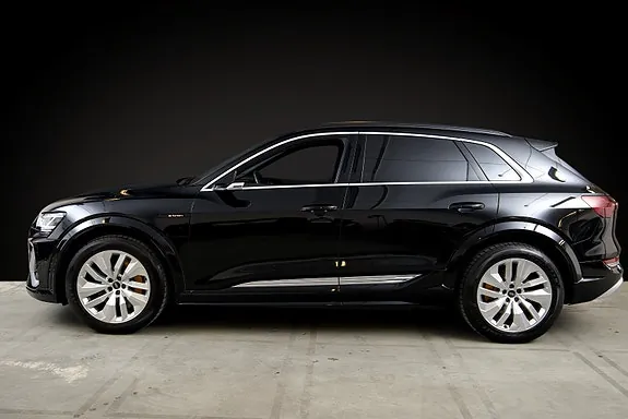 Audi E-Tron S 2023 photo 5