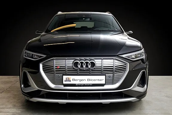 Audi E-Tron S 2023 photo 2