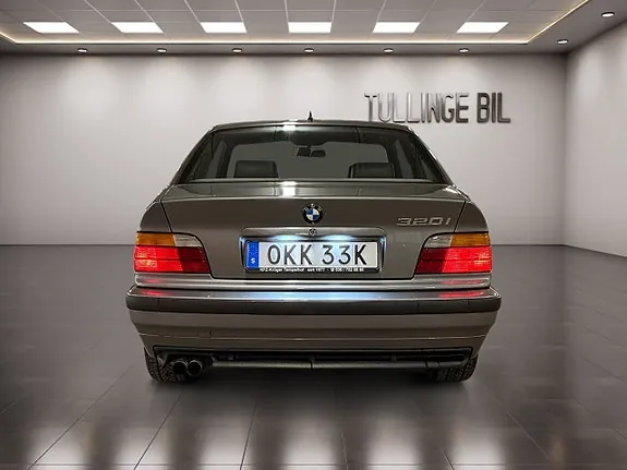 BMW 320I 1993 photo 4