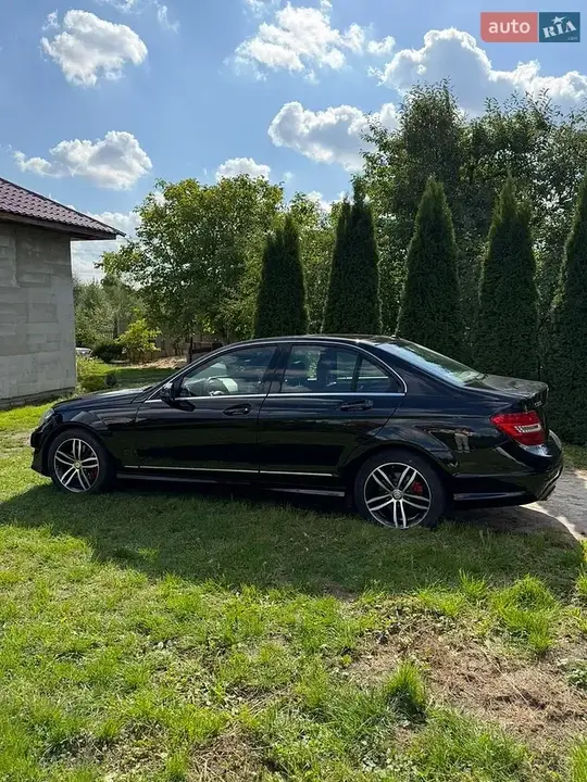 Mercedes-Benz C-Class 2012 photo 4