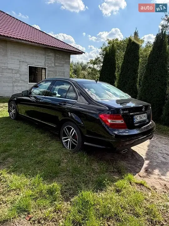 Mercedes-Benz C-Class 2012 photo 5