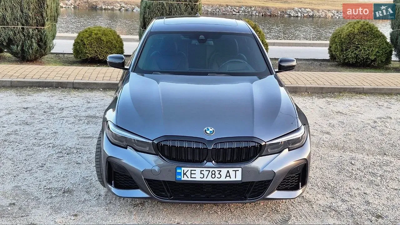 BMW 3 Series 2021 photo 3