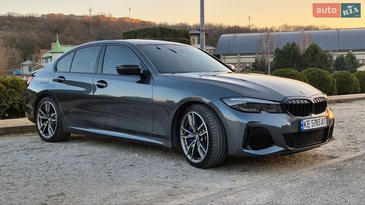 BMW 3 Series 2021 photo 2