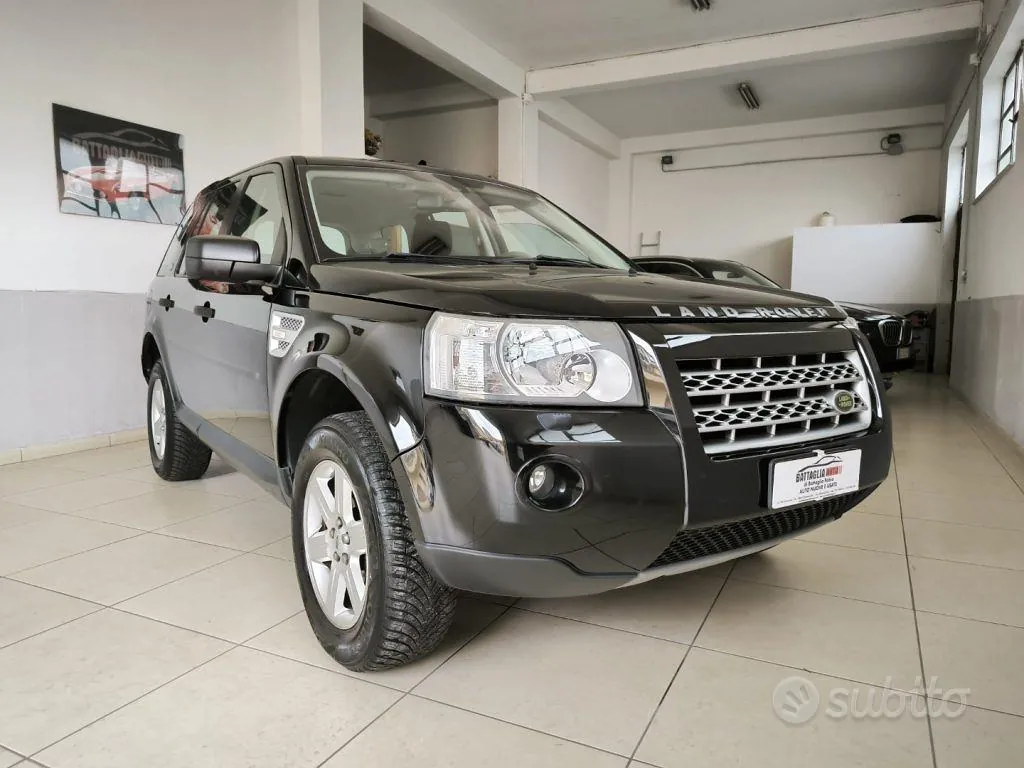 Land Rover Freelander 2 2009 photo 2