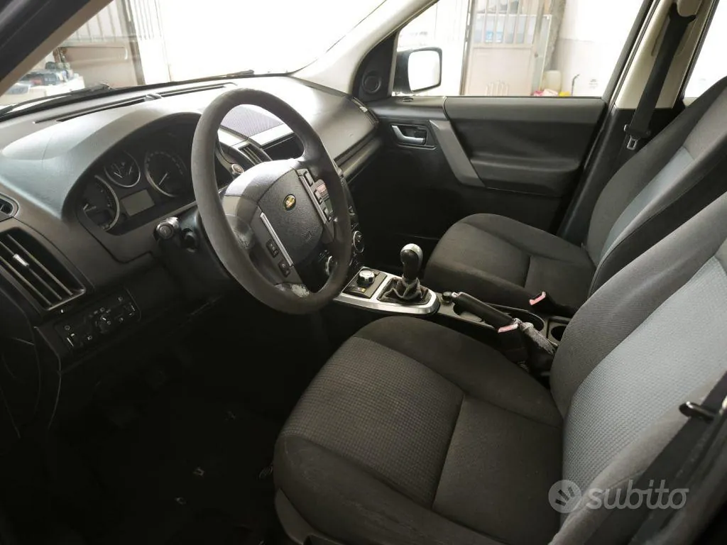 Land Rover Freelander 2 2009 photo 5