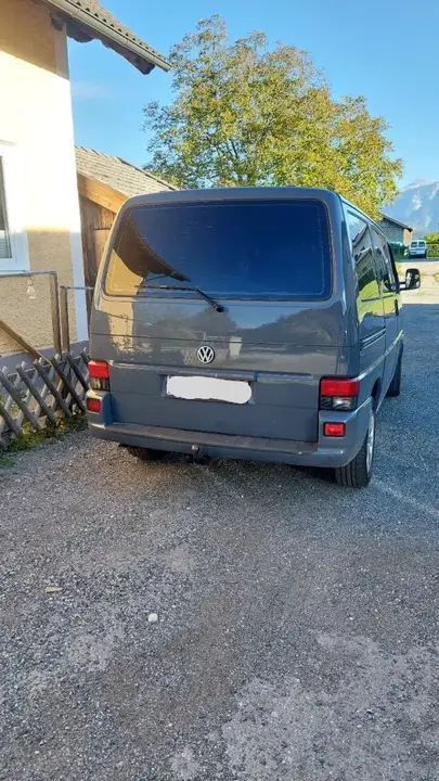 Volkswagen T4 1999 photo 3