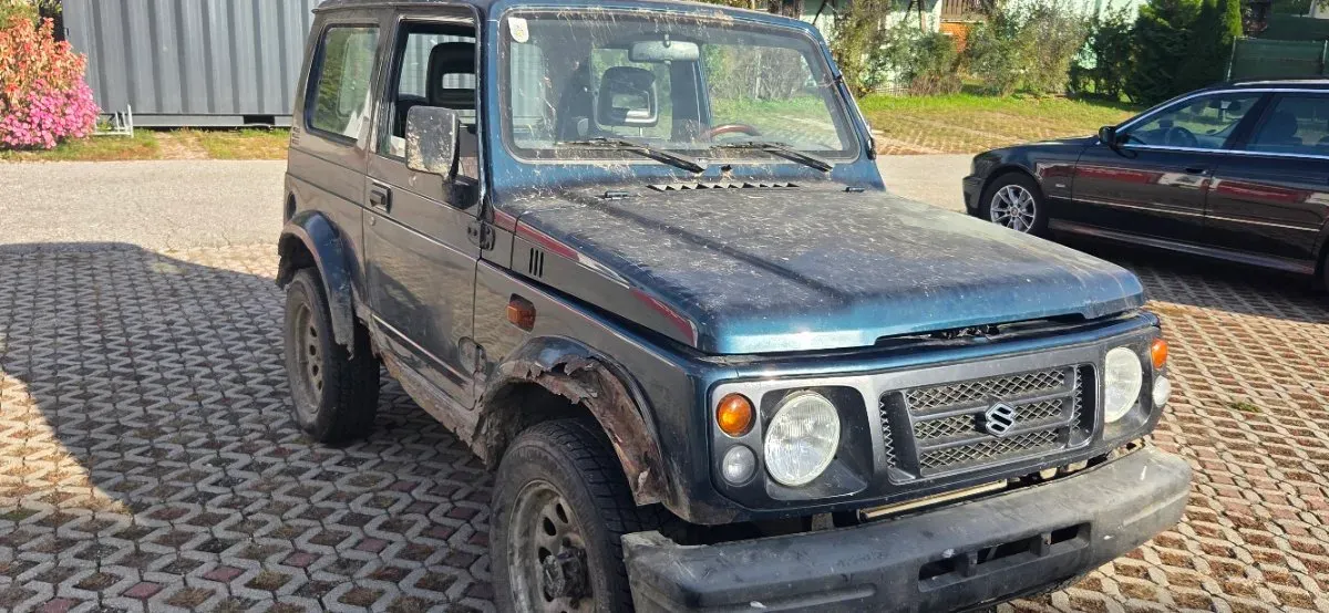 Suzuki Samurai