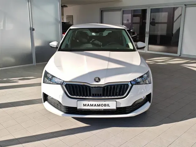 Skoda Scala 2020 photo 2