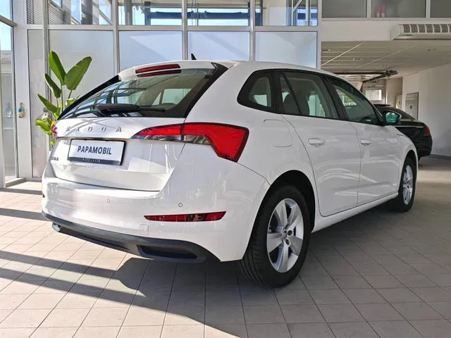 Skoda Scala 2020 photo 4