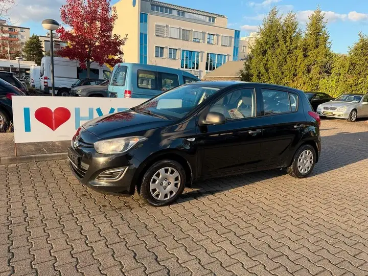 Hyundai I20