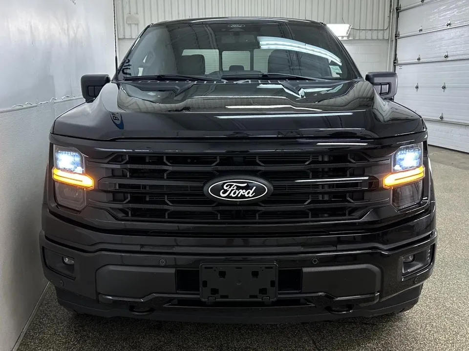 Ford F-150 2024 photo 2