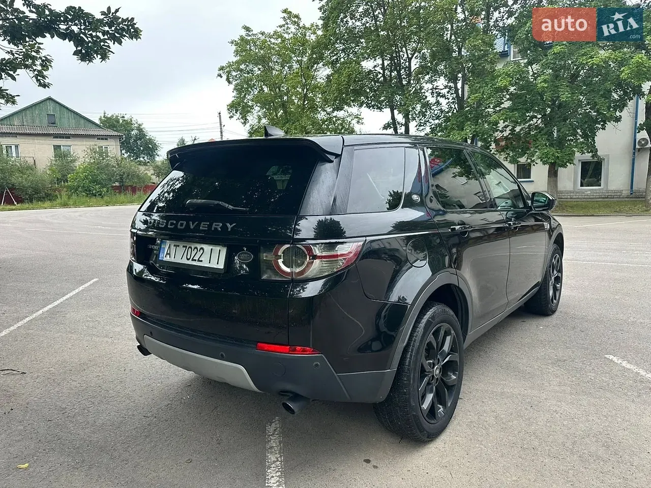 Land Rover Discovery Sport 2017 photo 3