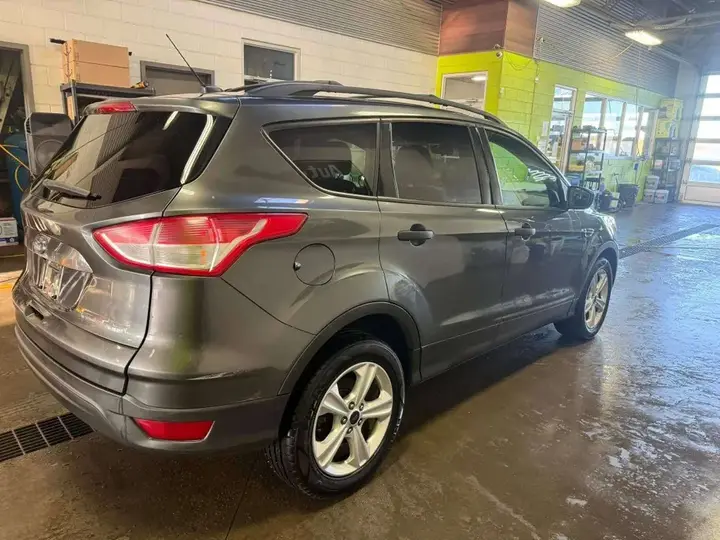 Ford Escape 2016 photo 5