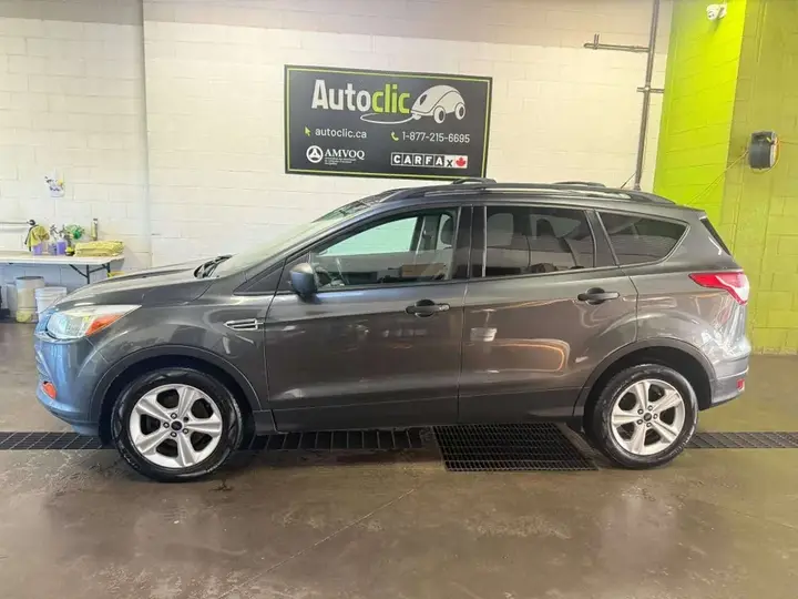 Ford Escape 2016 photo 2
