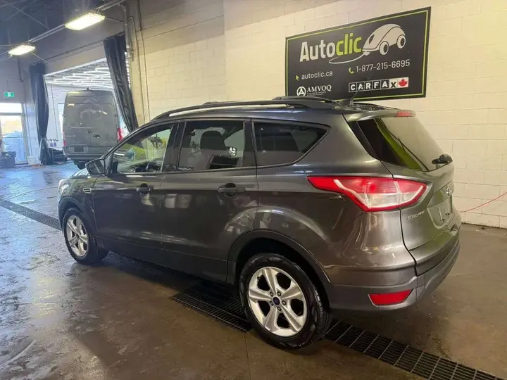 Ford Escape 2016 photo 3