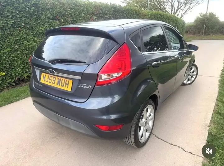 Ford Fiesta 2009 photo 4