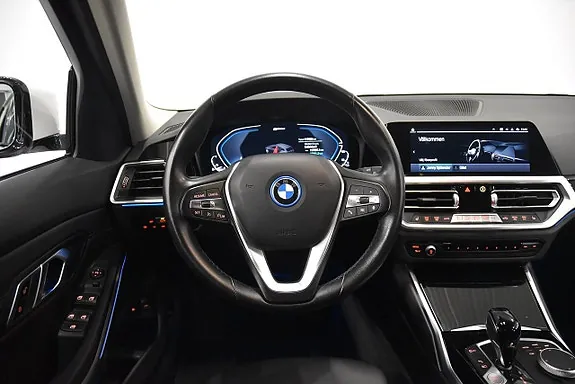 BMW 330E 2022 photo 2