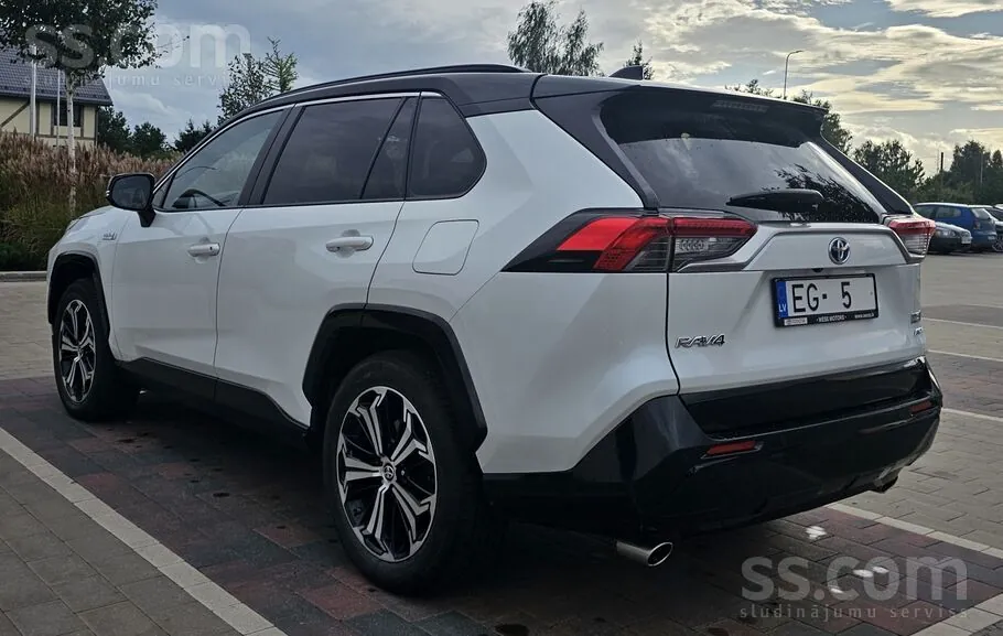 Toyota Rav4 2024 photo 4