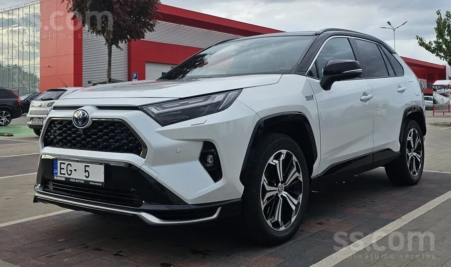 Toyota Rav4 2024 photo 2