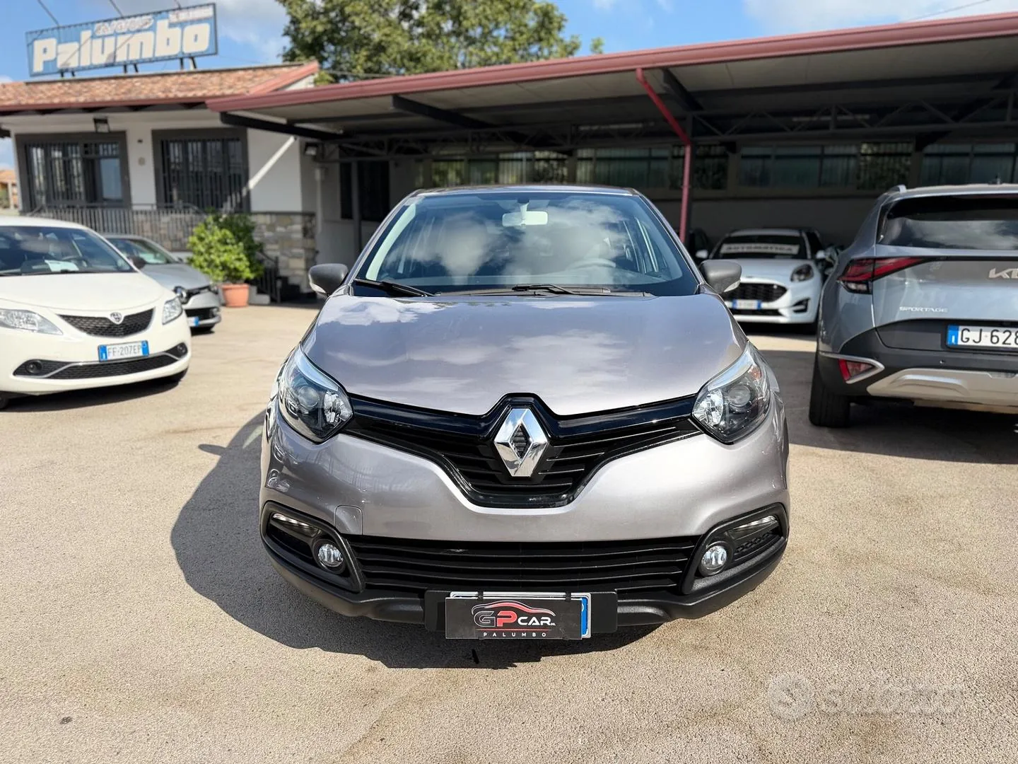 Renault Captur 2017 photo 2