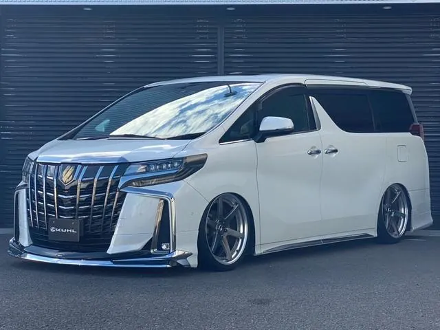 Toyota Alphard 2020 photo 2