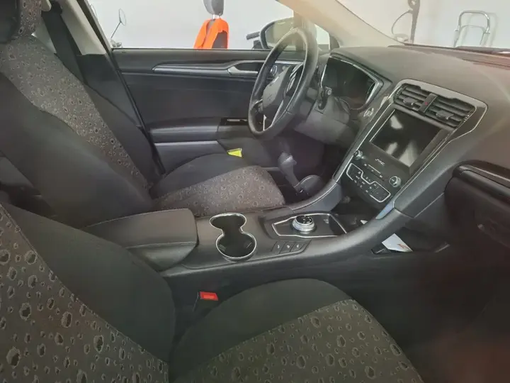 Ford Mondeo 2019 photo 3