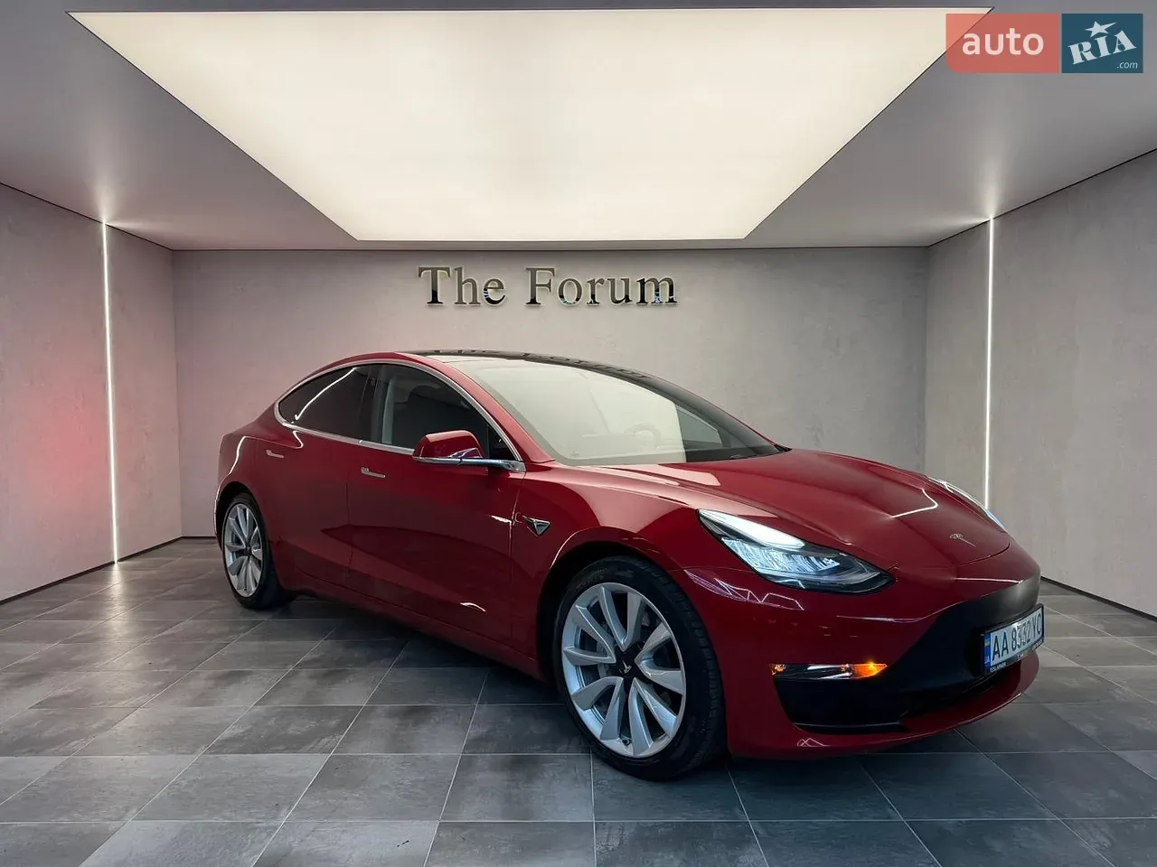 Tesla Model 3 2018 photo 2