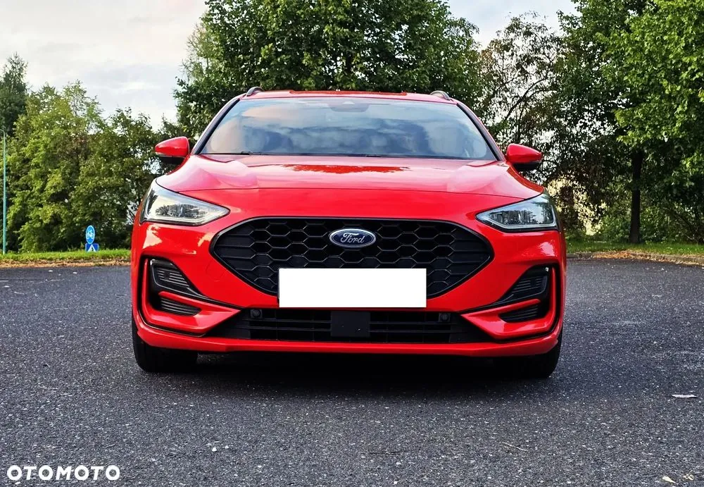 Ford Focus 2023 photo 2