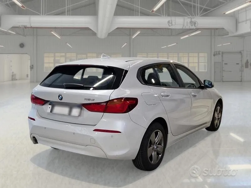 BMW 1 Series 2022 photo 4