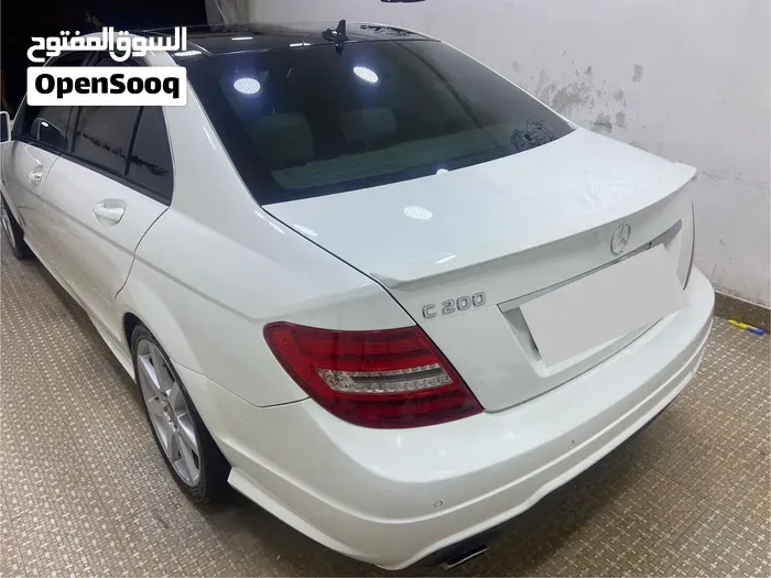 Mercedes-Benz C-Class 2012 photo 4