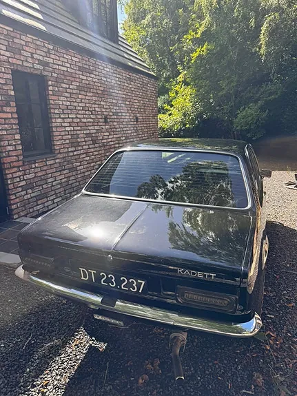 Opel Kadett 1975 photo 4