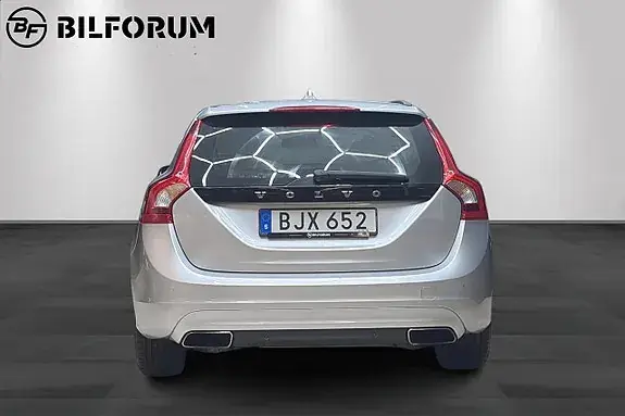 Volvo V60 2014 photo 5