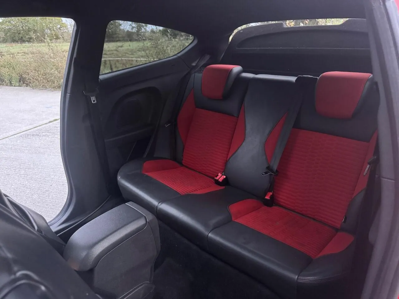 Ford Fiesta 2015 photo 5