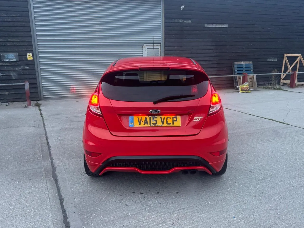 Ford Fiesta 2015 photo 4