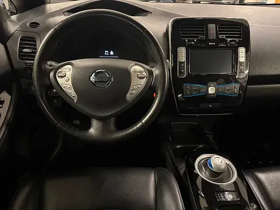 Nissan Leaf 2017 photo 4