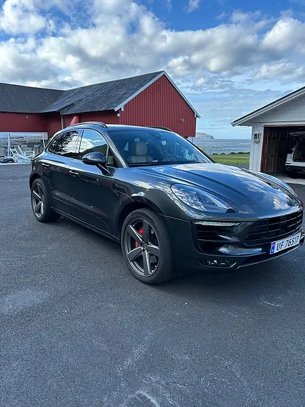 Porsche Macan 4