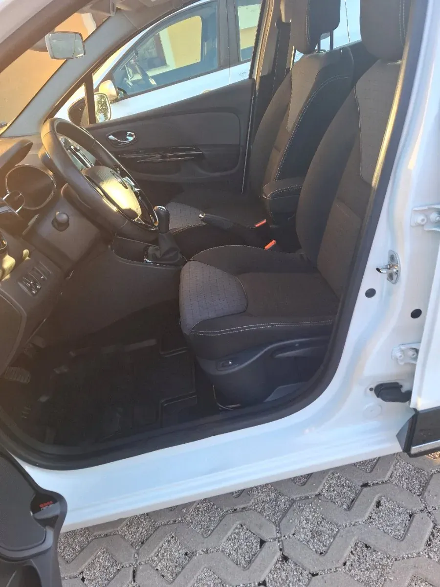 Renault Clio 2013 photo 3