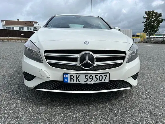Mercedes-Benz A 180 2013 photo 5