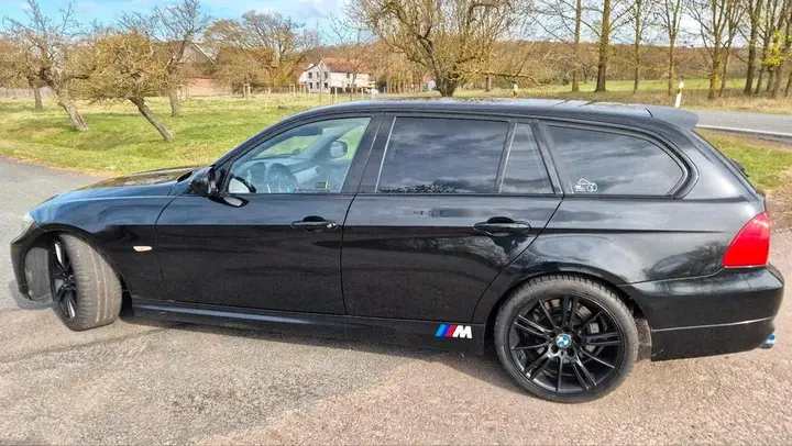 BMW 330D