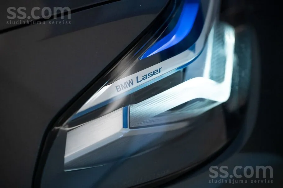 BMW 5 Series 2021 photo 5