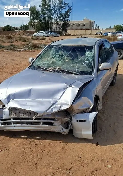 Hyundai Avante 2005 photo 2
