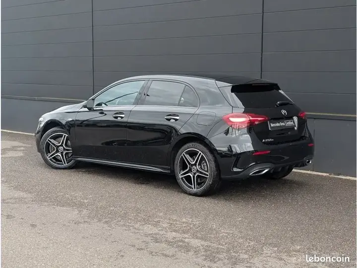 Mercedes-Benz A-Class 2025 photo 3