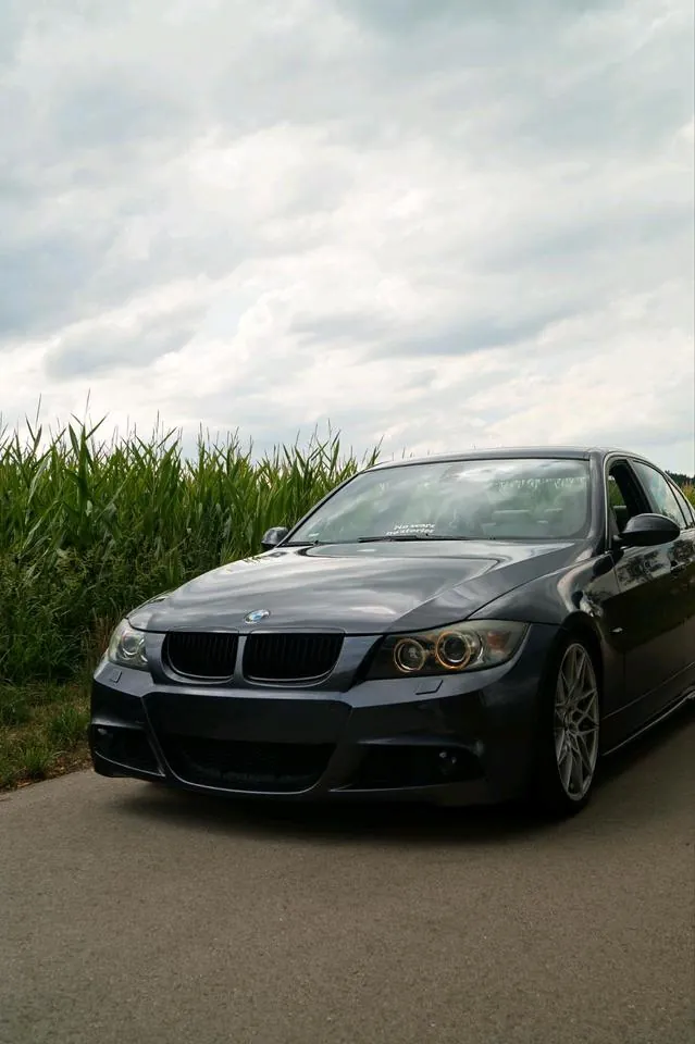 BMW E90