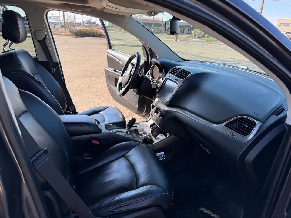 Dodge Journey 2014 photo 2