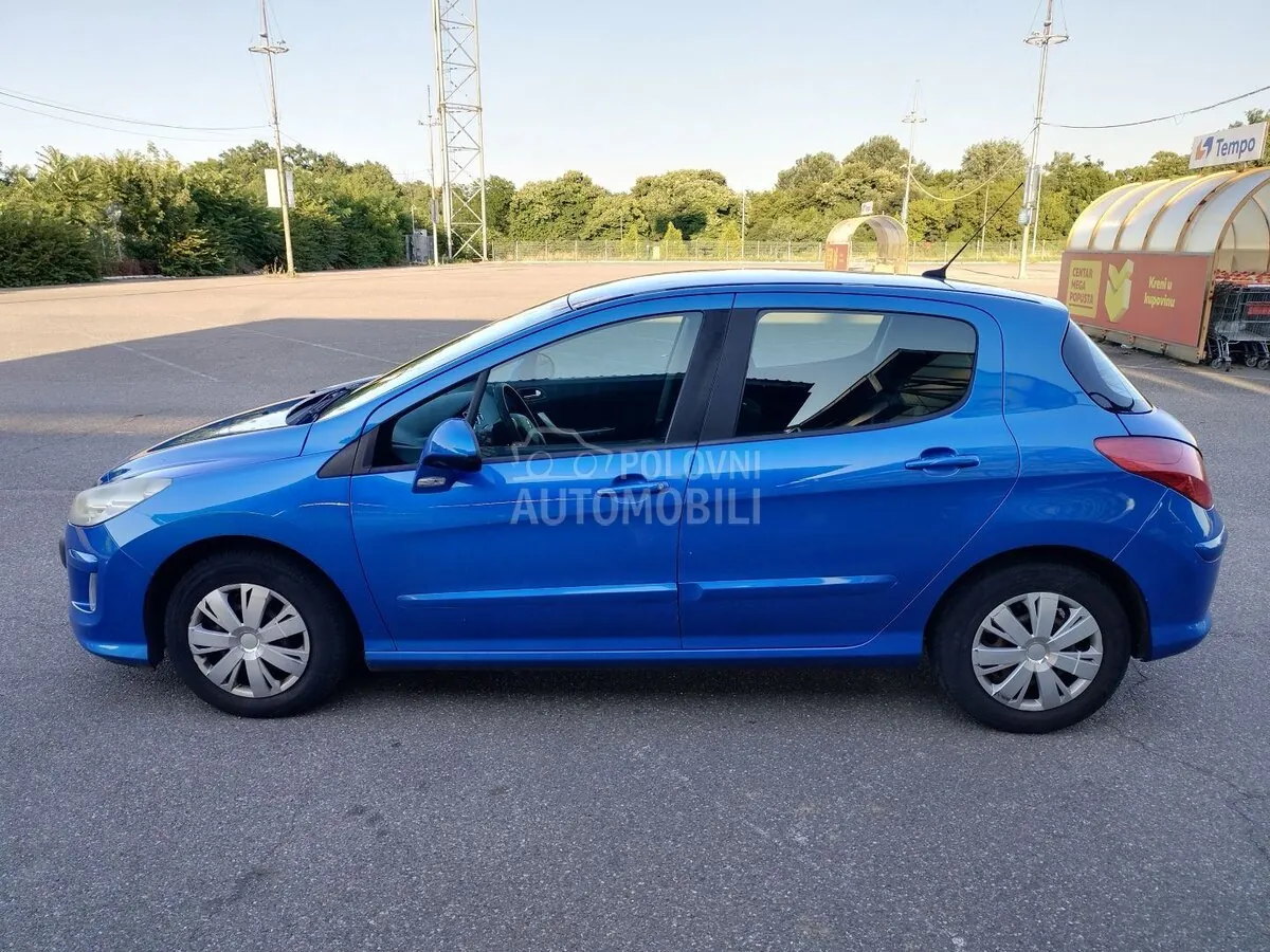 Peugeot 308 2008 photo 2