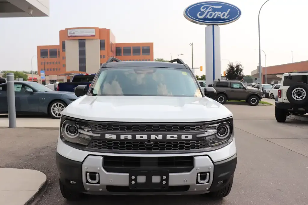 Ford Bronco Sport 2025 photo 2